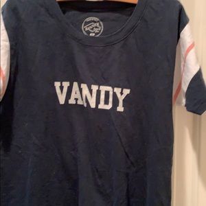 Vandy T-shirt girls medium